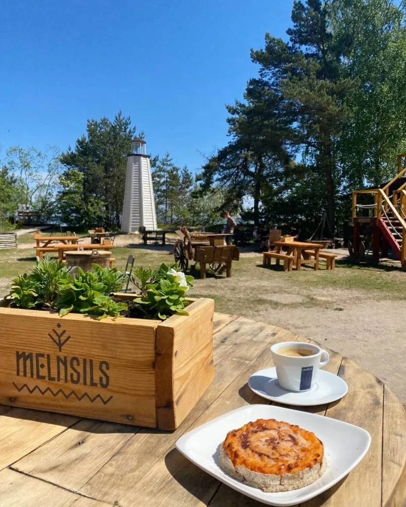 Melnsils Tavern