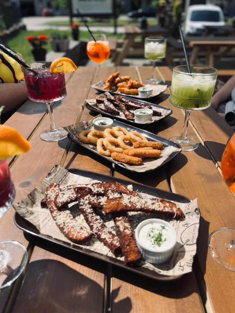Lūrmaņi Bistro, Kolka